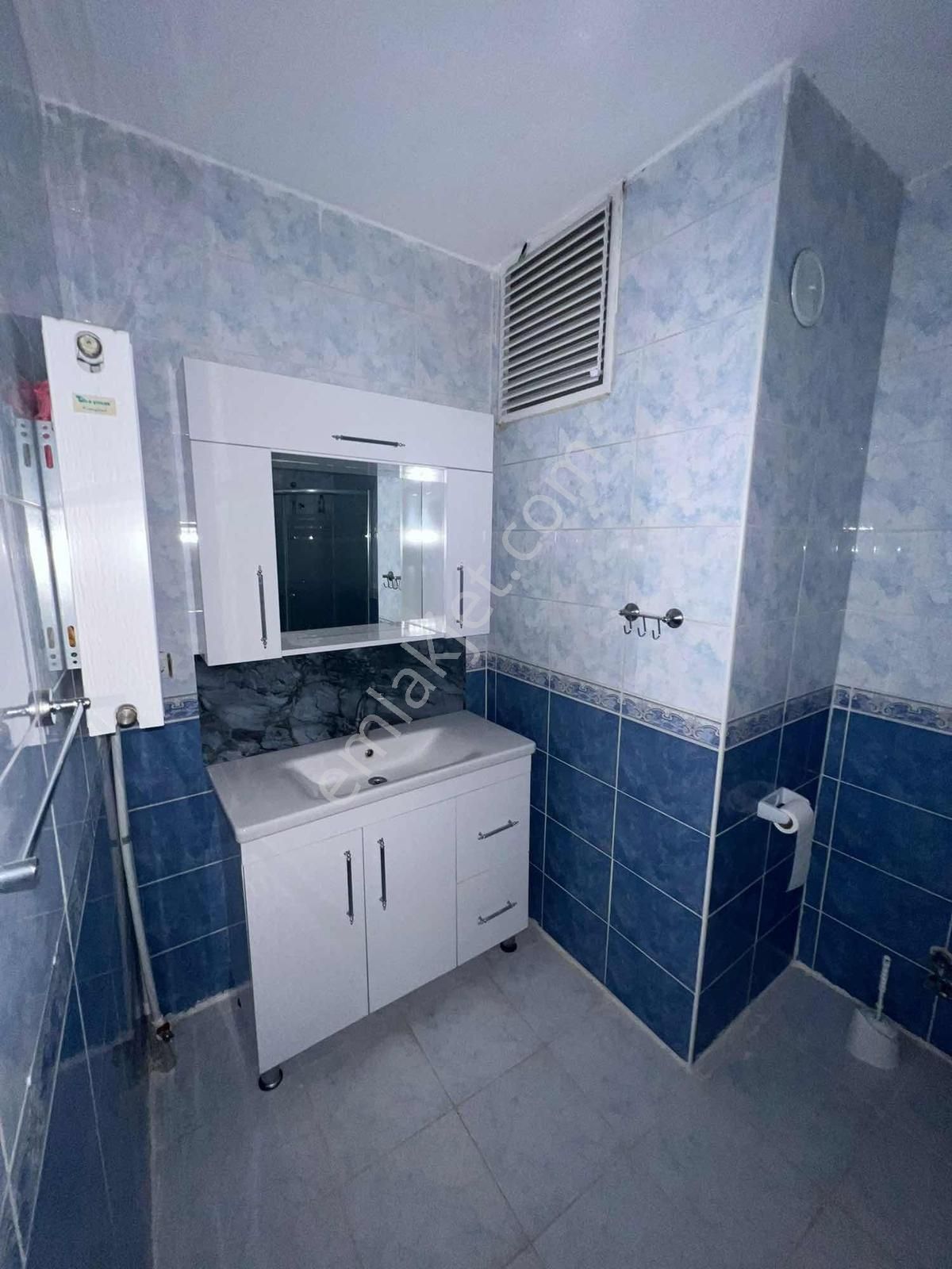 Ahi Mesut'ta Site İçerisinde Kiralık 3+1 Yapılı Daire Turyap'tan - Görsel 27