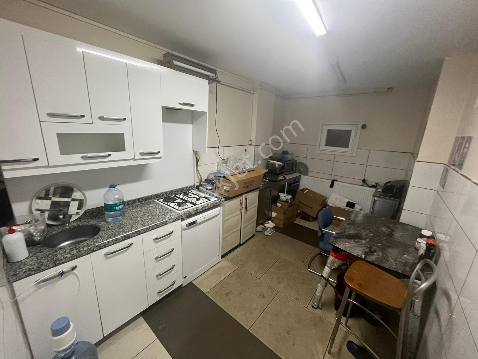 Özgür İnşaat'tan İsmetpaşa Mah'de Kiralık Y.giriş Dükkan 185m2 - Görsel 17