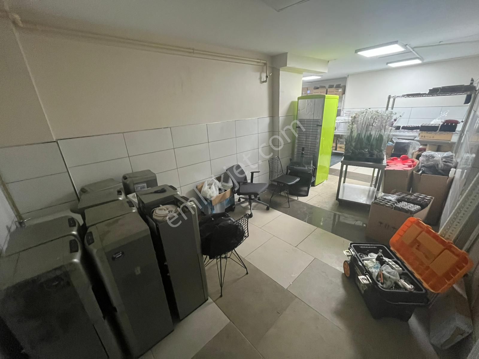 Özgür İnşaat'tan İsmetpaşa Mah'de Kiralık Y.giriş Dükkan 185m2 - Görsel 22