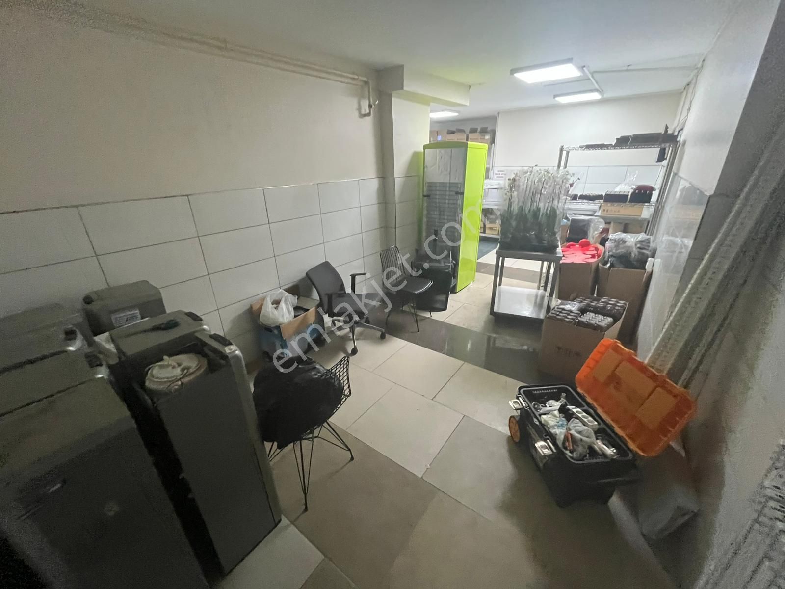 Özgür İnşaat'tan İsmetpaşa Mah'de Kiralık Y.giriş Dükkan 185m2 - Görsel 15