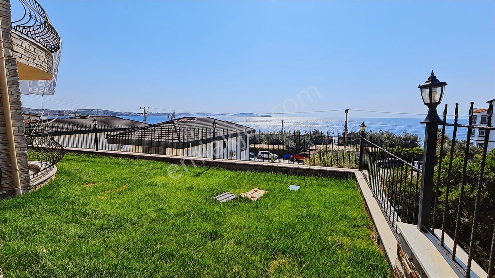Pelitıöy'de Tam Müstakil Denize Sıfır Satılık Villa - Görsel 17