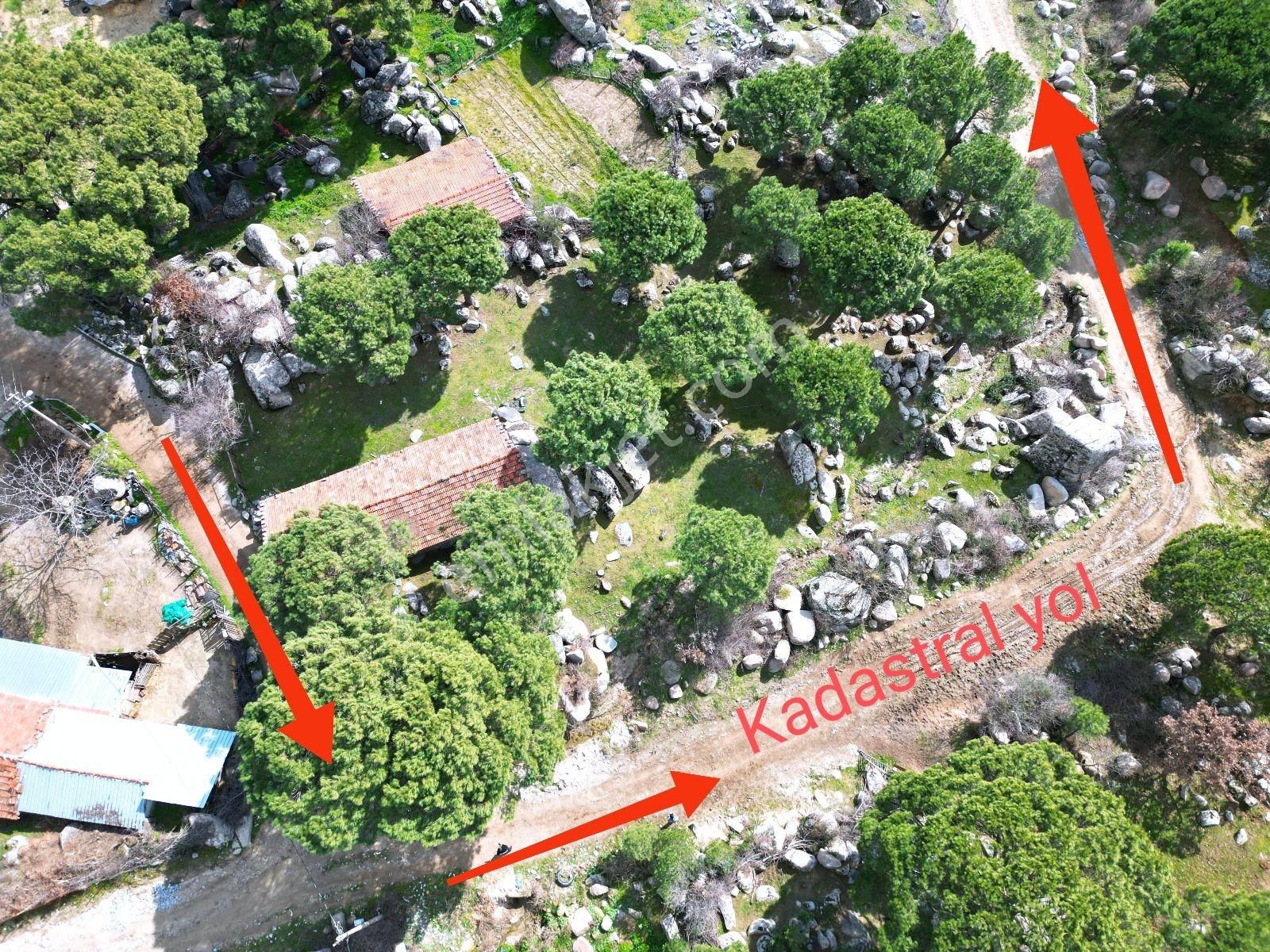 Cb Fark'tan Bergama Kozak Yaylası Satılık 1650 M² İmarlı Arsa - Görsel 2