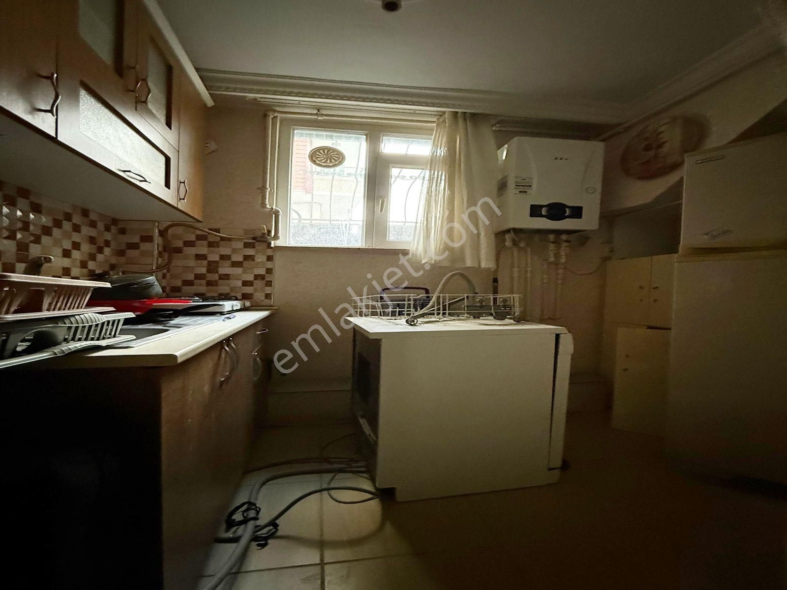 Metrobüse 10 Dk Mesafede Eşyalı Balkonlu 1+1 Kiralık Daire - Görsel 5