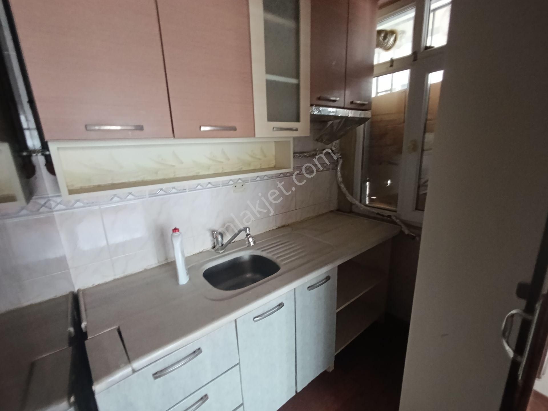 Pendik Güzelyalı E-5 Altında Kiralık 2+1 75m2 Balkonlu E-5 Yakın Daire - Görsel 17