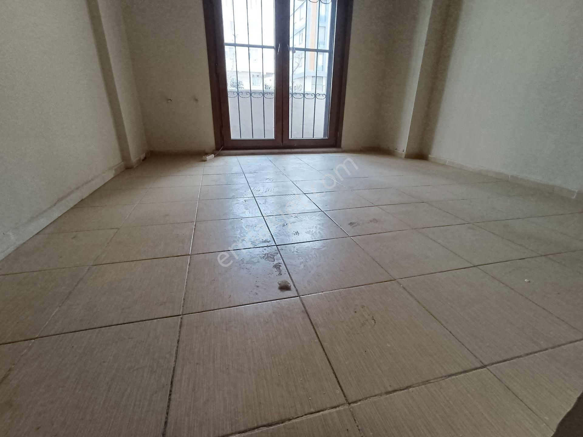 Pendik Güzelyalı E-5 Altında Kiralık 2+1 75m2 Balkonlu E-5 Yakın Daire - Görsel 6