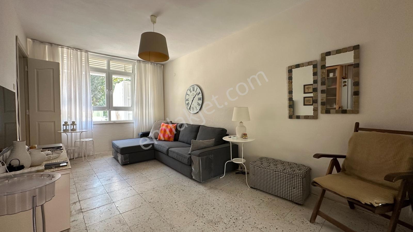 Ayvalık Sahilkent Site İçerisinde Denize Sıfır Bahçeli Villa - Görsel 10