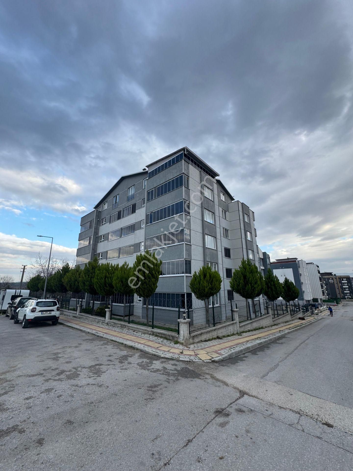 Bahar'dan Görükle'de Aile Muhitinde 4+1 Teraslı Geniş Daire - Görsel 35