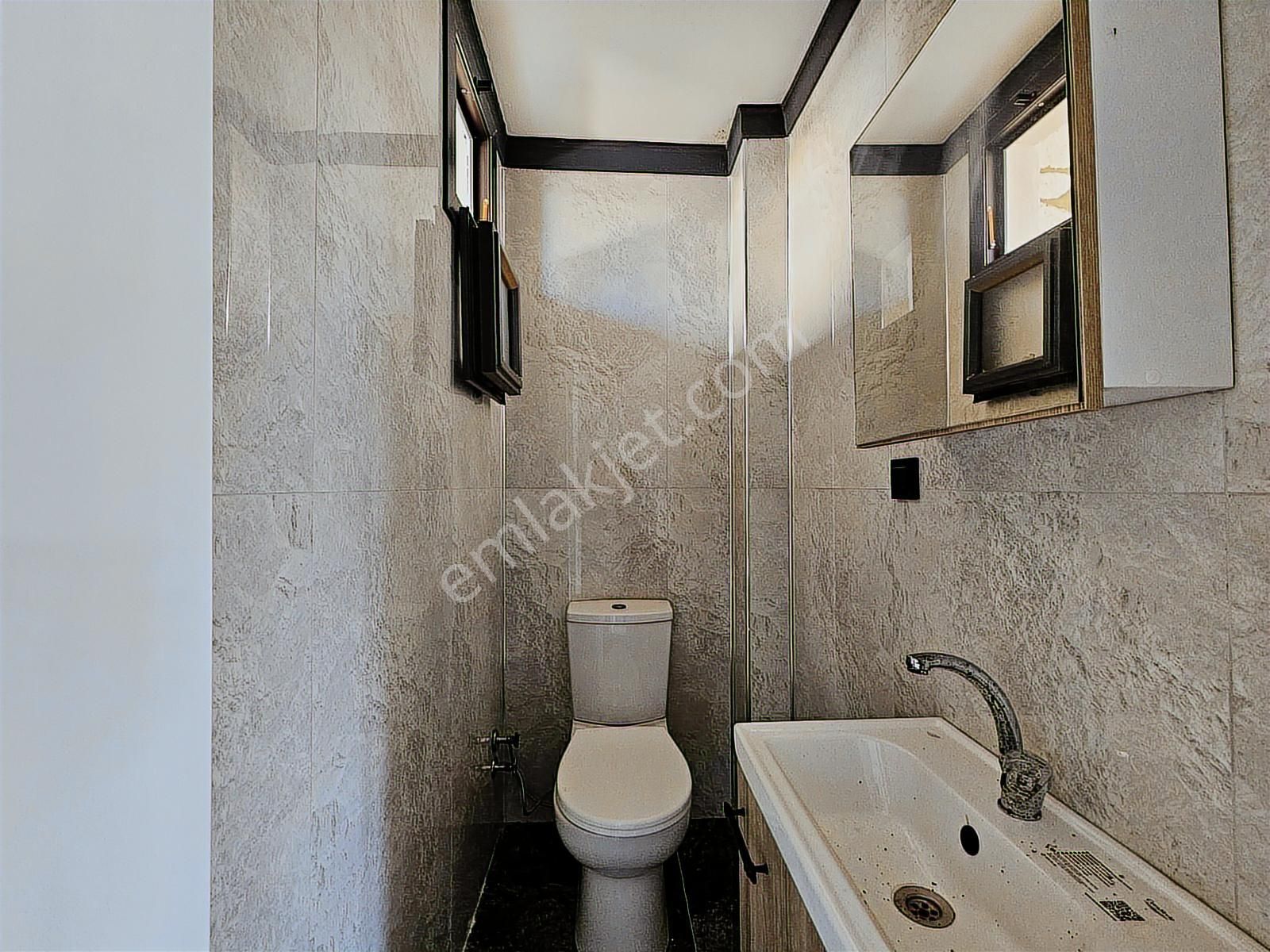Ayvalık Altınova Mh. Denize Yürüme Mesafesinde Satılık 3+1 Villa - Görsel 31