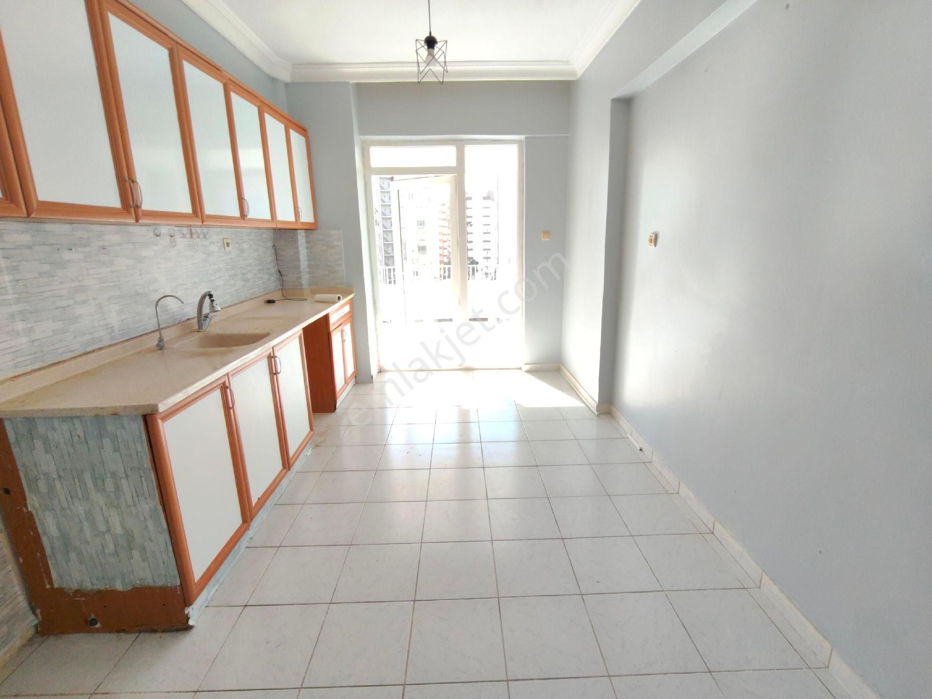 Uncalıda Kiralık 3+1 Daire - Görsel 7