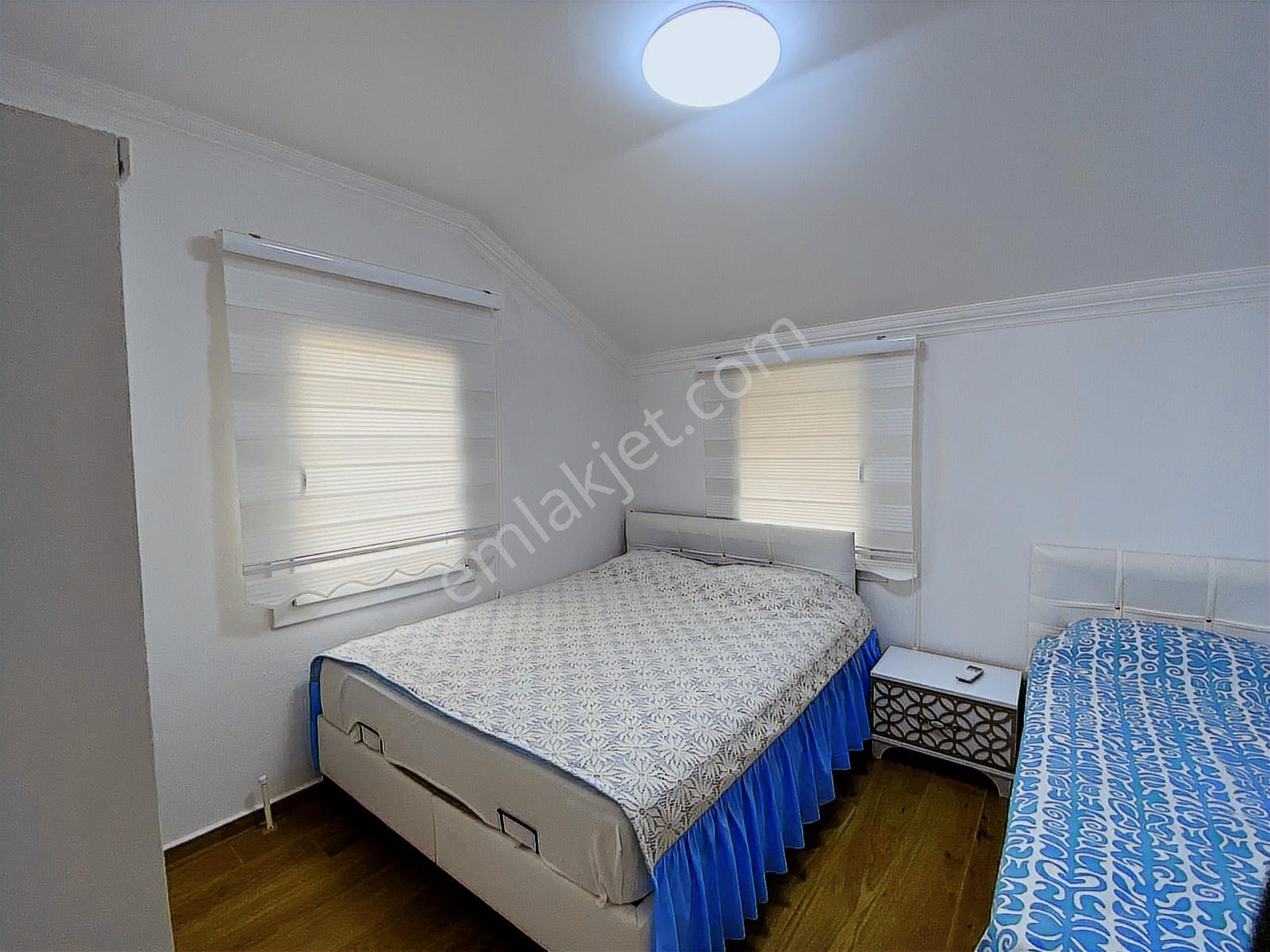 Ayvalık'ta Denize Sıfır Satılık 5+1 Tripleks Villa - Görsel 28