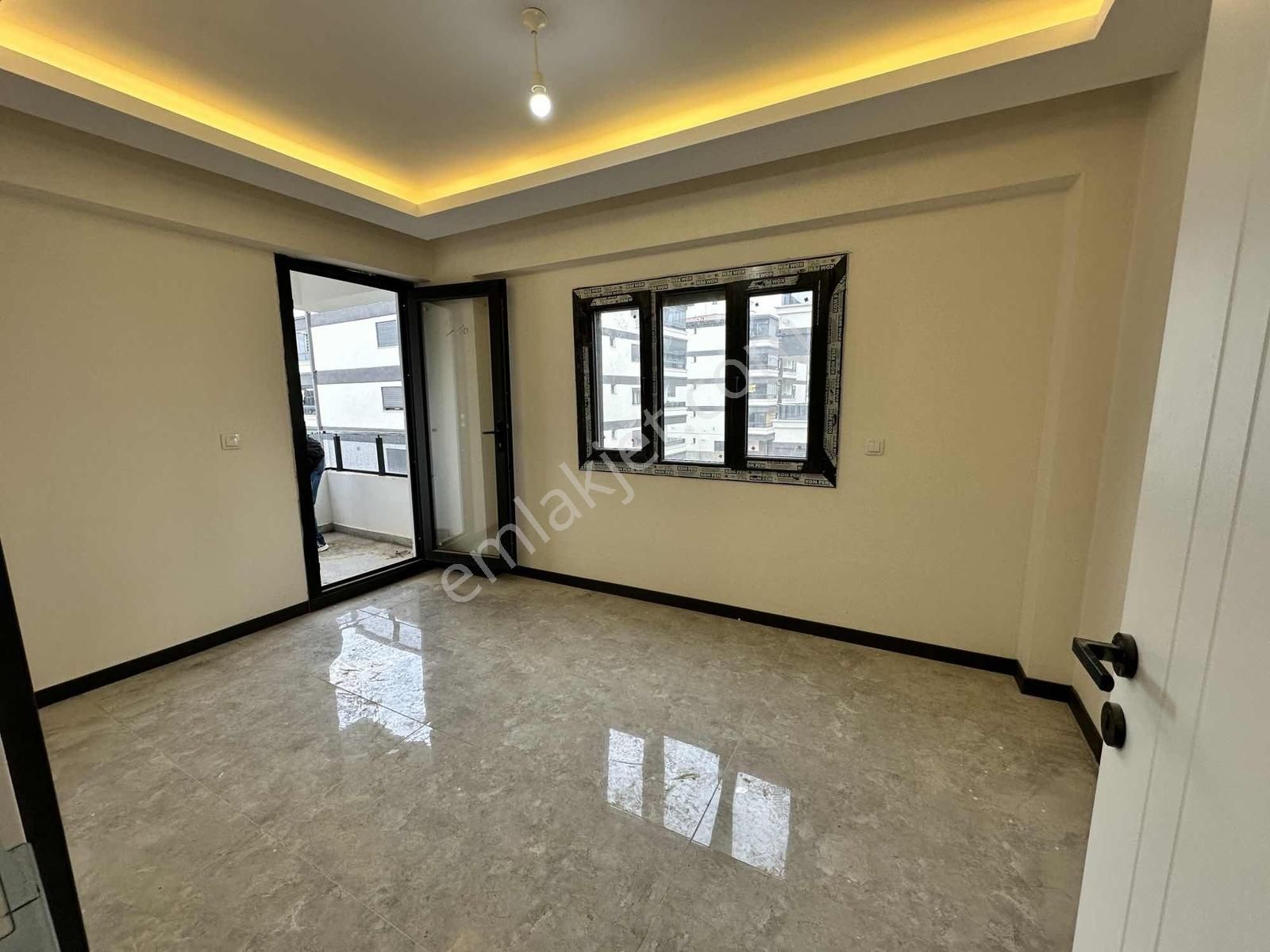 Torbalıda Site İçinde Oturuma Hazır Lüx Daire - Görsel 31
