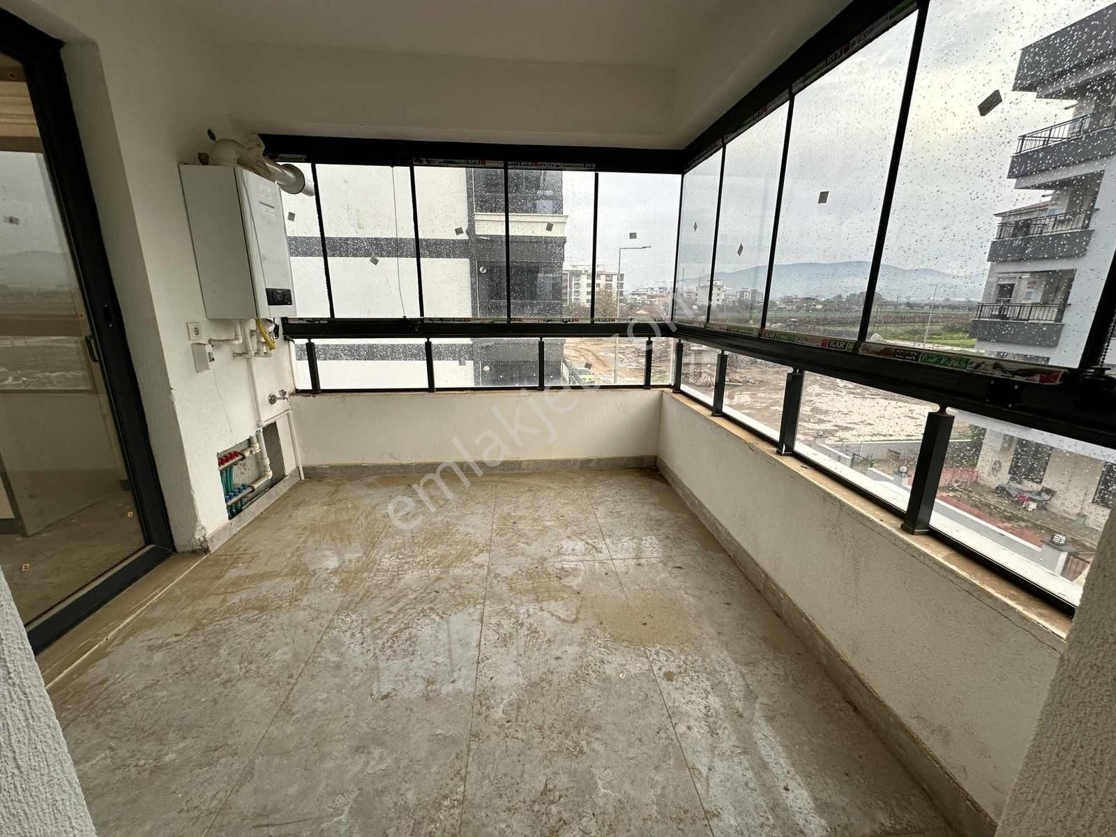 Torbalıda Site İçinde Oturuma Hazır Lüx Daire - Görsel 7