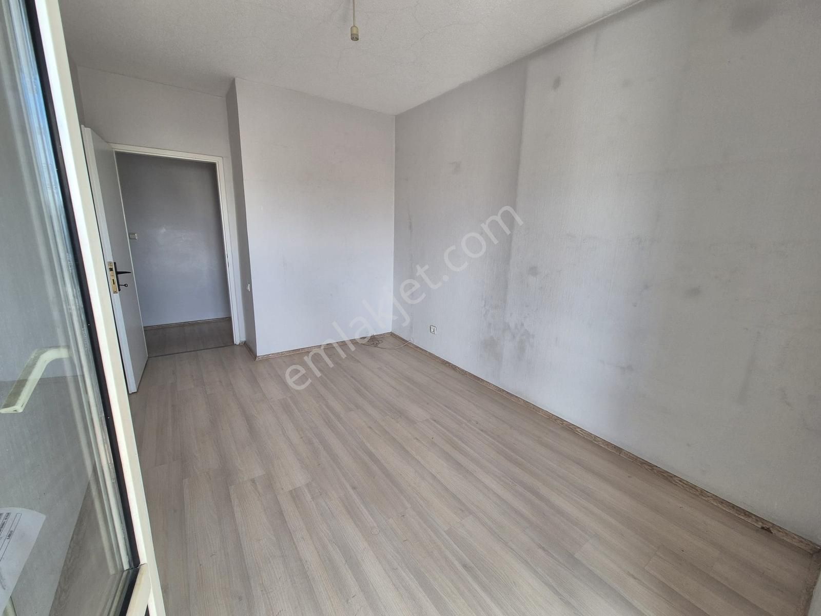 Banka Bloklarında Ara Kat 3+1 Kiralık Daire - Görsel 26
