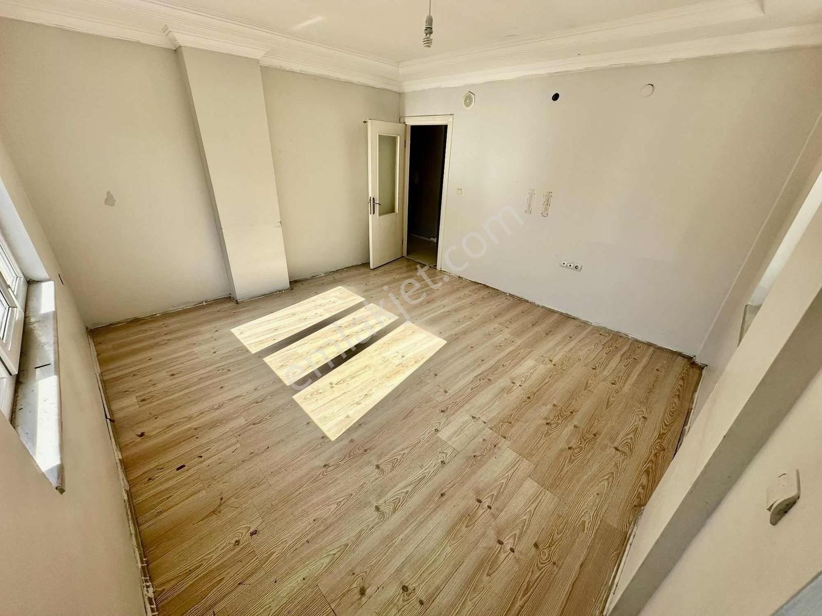 Kızılarık Mah.kızılırmak Caddesine 50mt Mesafede Satılık 3+1 - Görsel 24