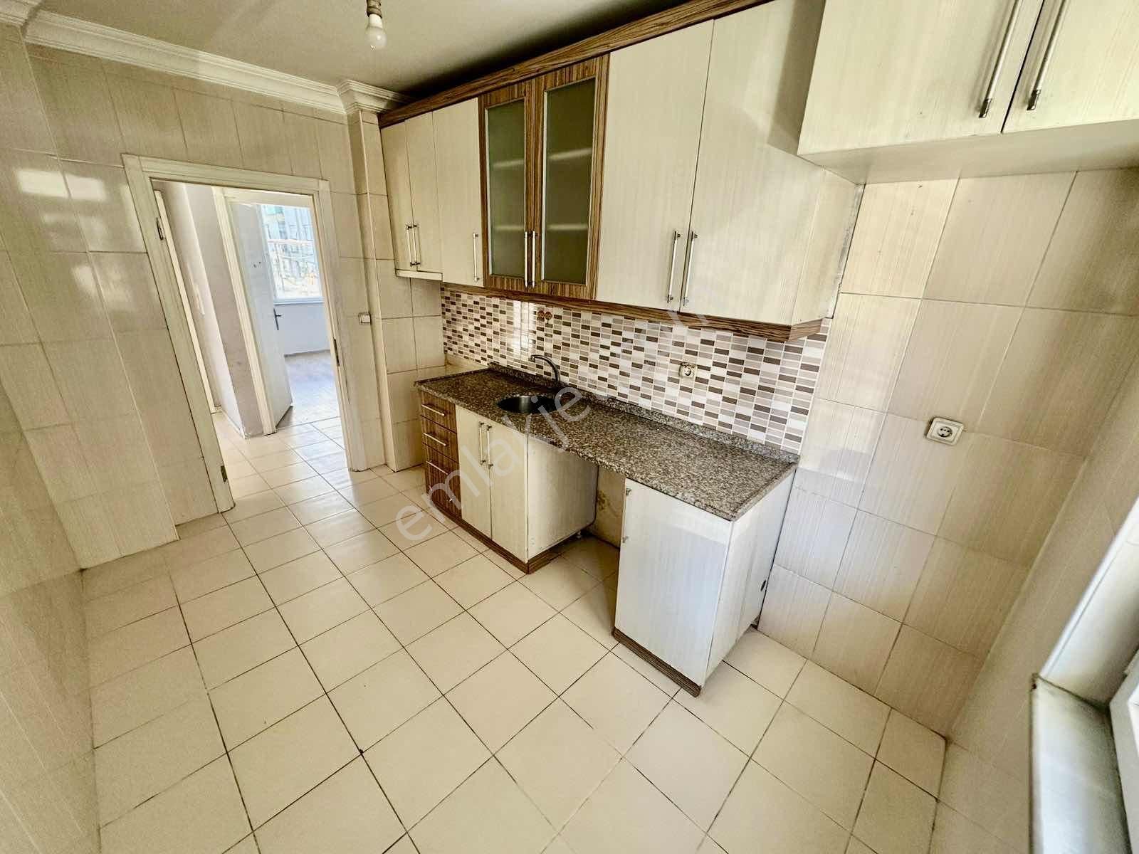 Kızılarık Mah.kızılırmak Caddesine 50mt Mesafede Satılık 3+1 - Görsel 3