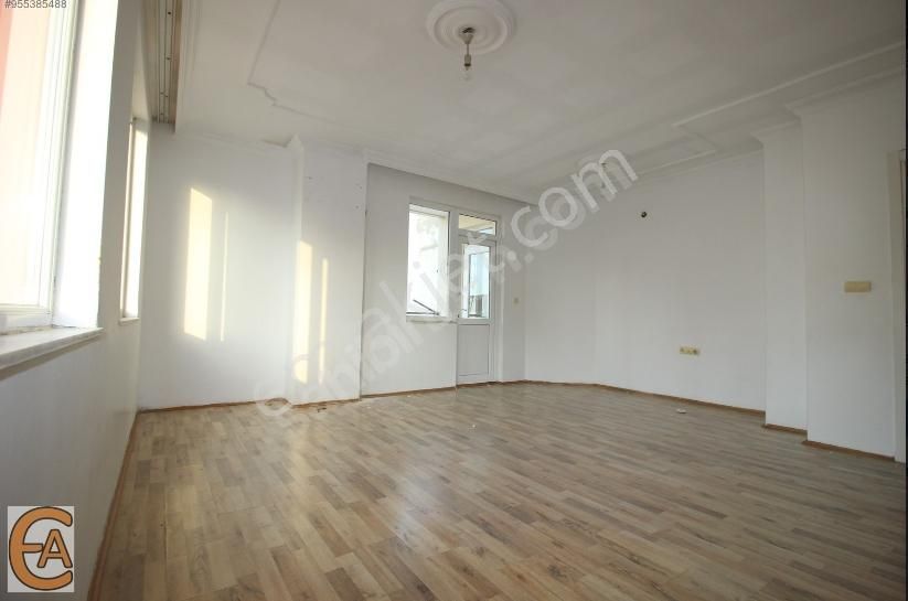 Kızılarık Mahallesinde 2+1 95 M2 Asansörlü Arakat Daire - Görsel 3