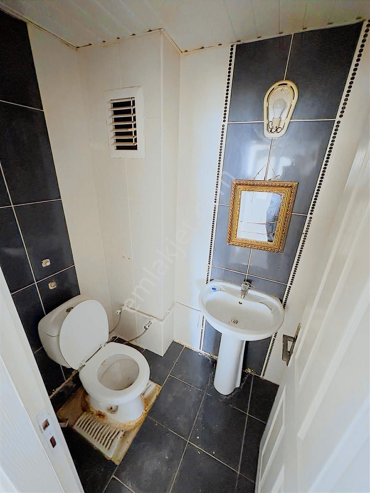 Konuksever Mahallesinde Masrafsız Arakat 2+1 Daire - Görsel 15