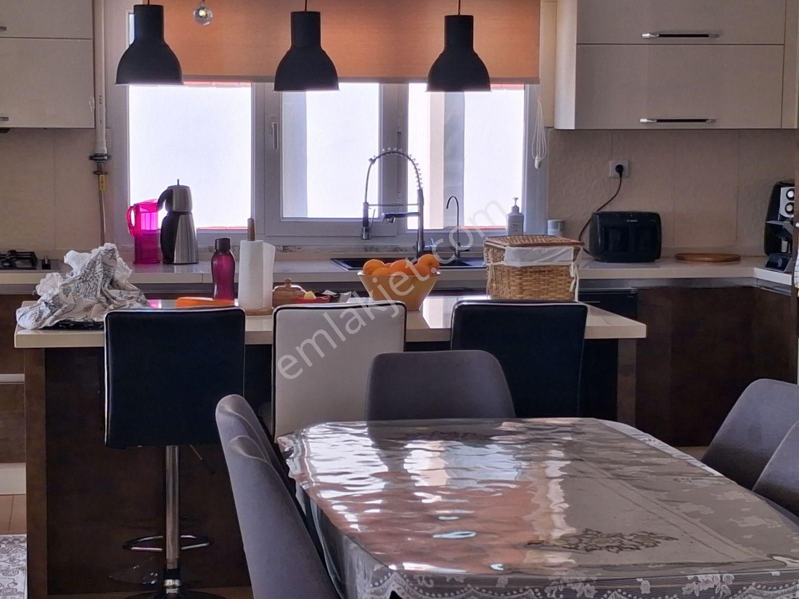 Kuşadadı Ege Mah Havuzlu Sitede Deniz Manzaralı Doğalgazlı 3+1 - Görsel 11