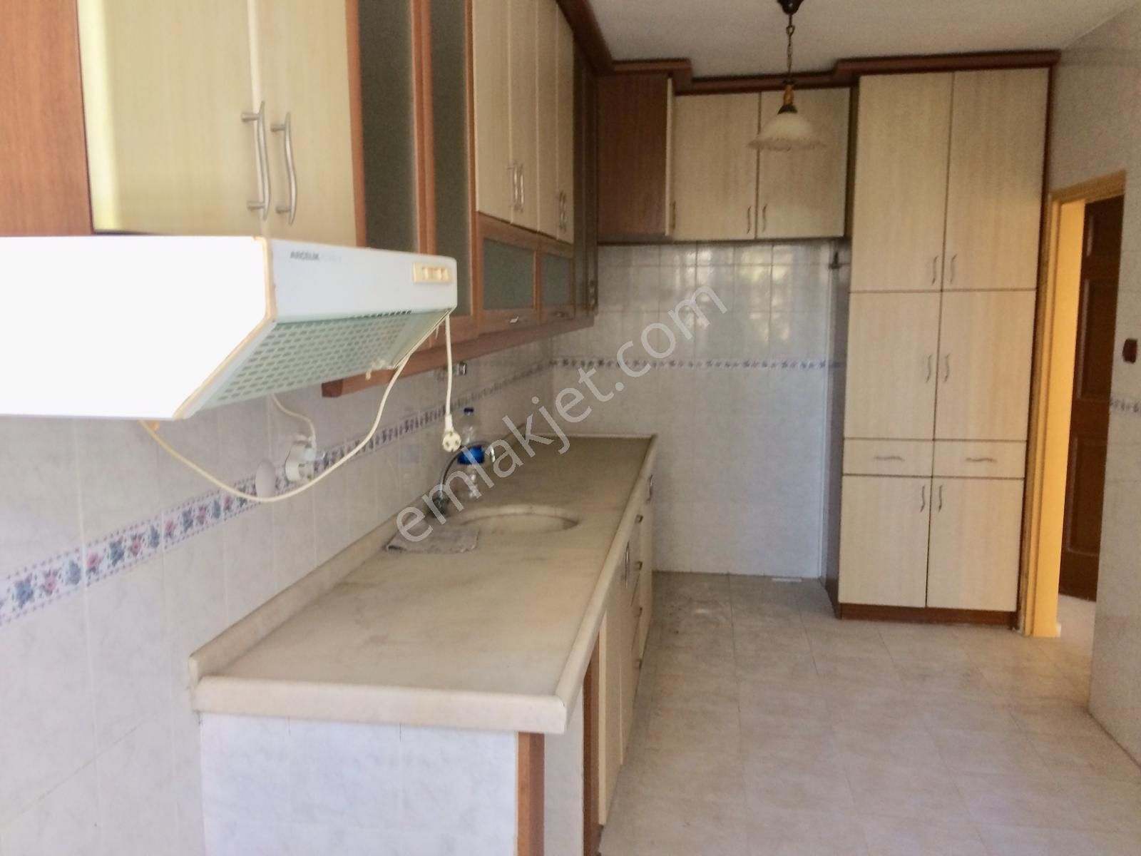 Kenan Evren Bulvarına Yakın Cepheleri Full Açık 3+1 Kapalı Mutfaklı Masrafsız Daire - Görsel 11