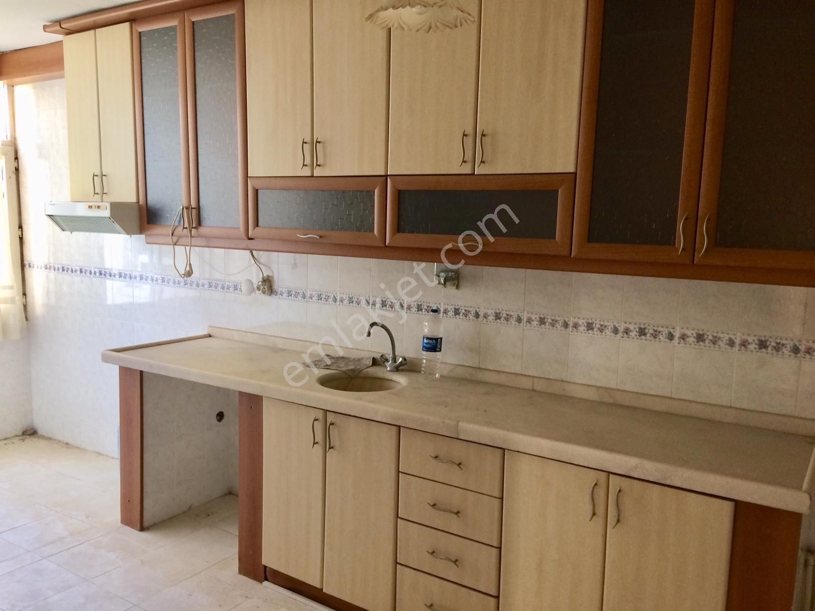 Kenan Evren Bulvarına Yakın Cepheleri Full Açık 3+1 Kapalı Mutfaklı Masrafsız Daire