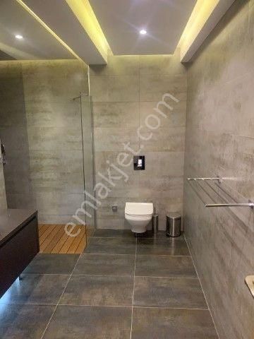 Bornova Evka 3 Mahallesinde Site İçinde 4+1 Kiralık Lüks Daire - Görsel 9