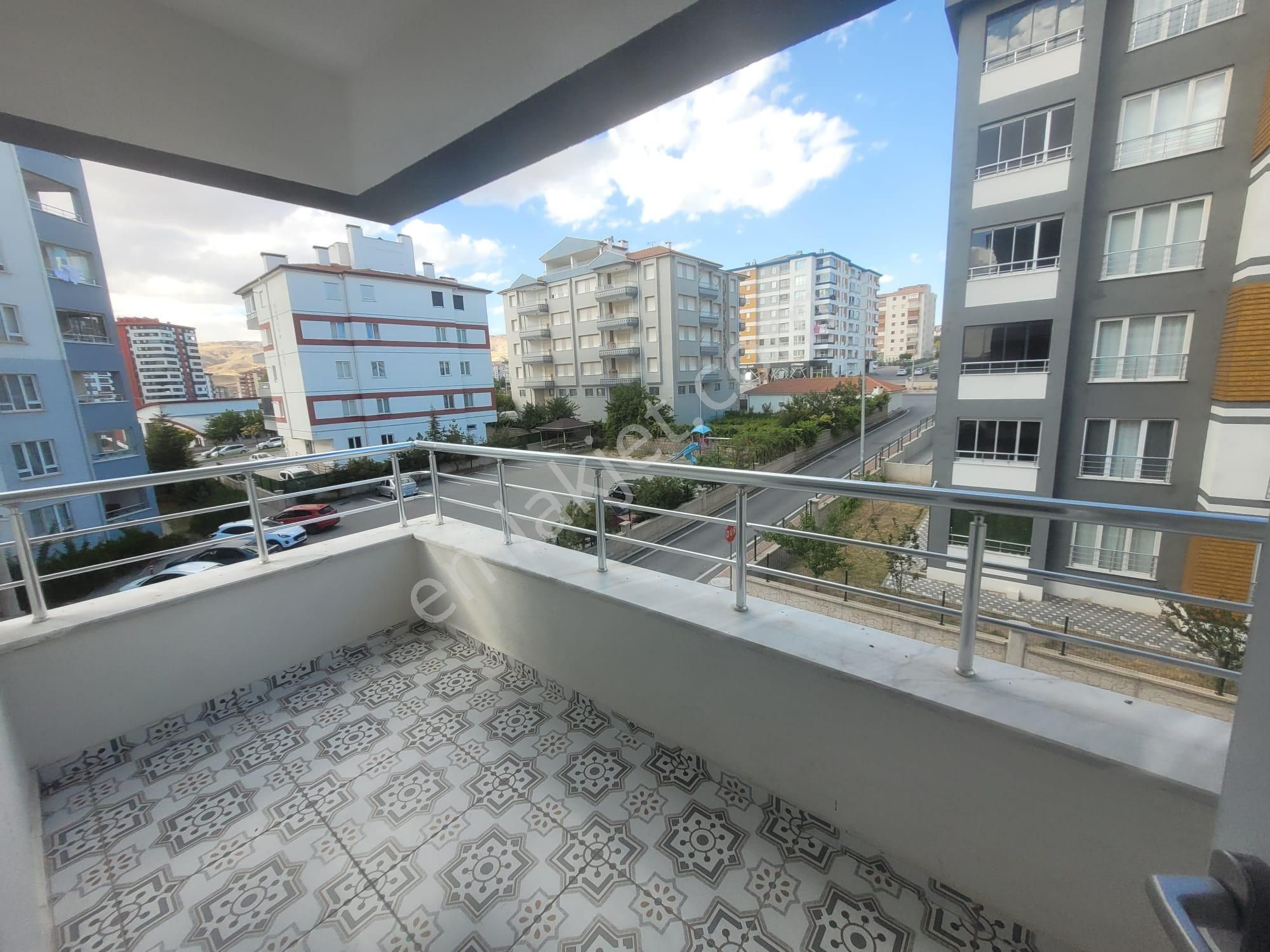 Osmangazi Mahallesinde Ultra Lüks, Kombili 3,5+1 Satılık Daire - Görsel 18