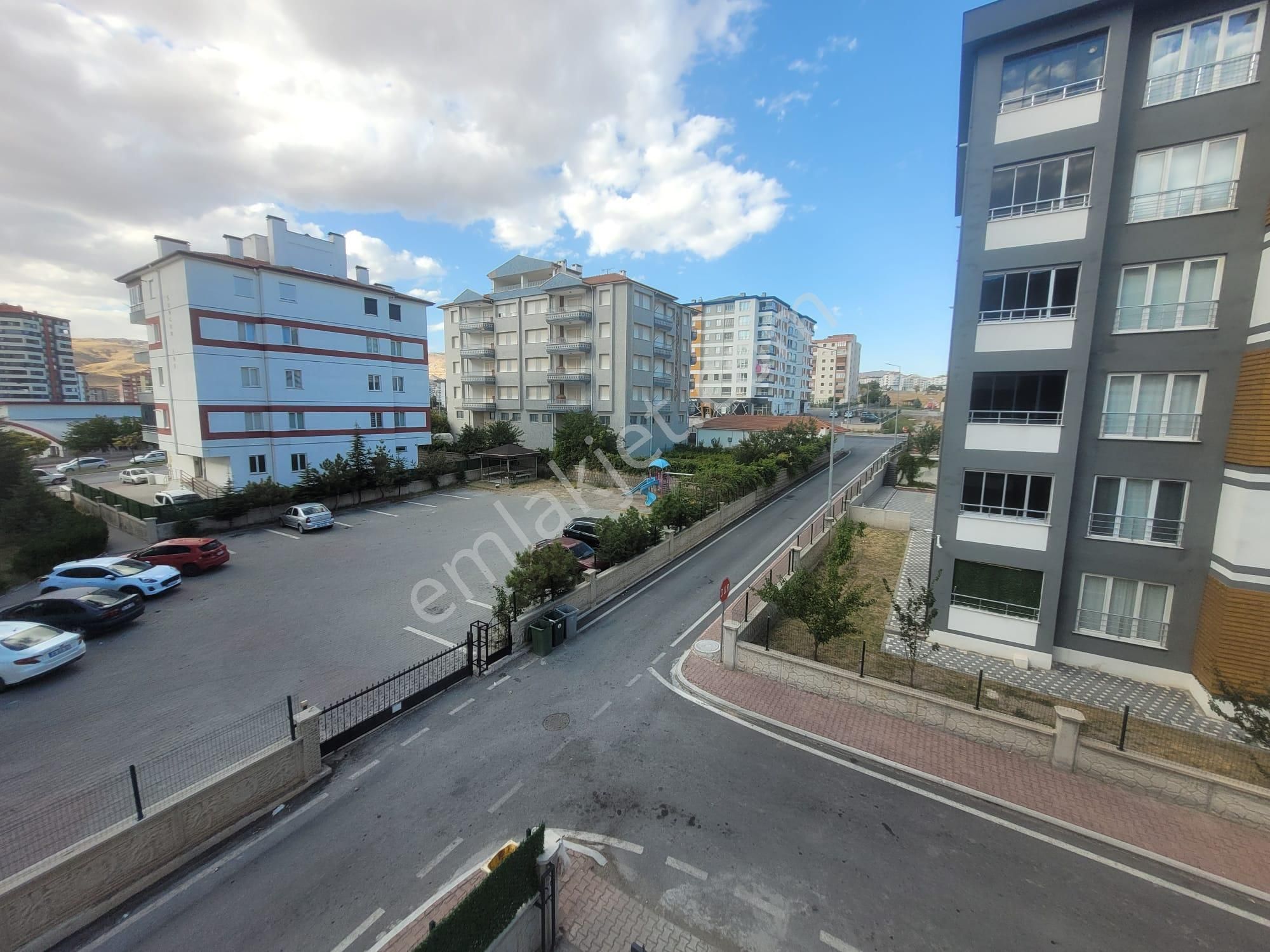 Osmangazi Mahallesinde Ultra Lüks, Kombili 3,5+1 Satılık Daire - Görsel 14