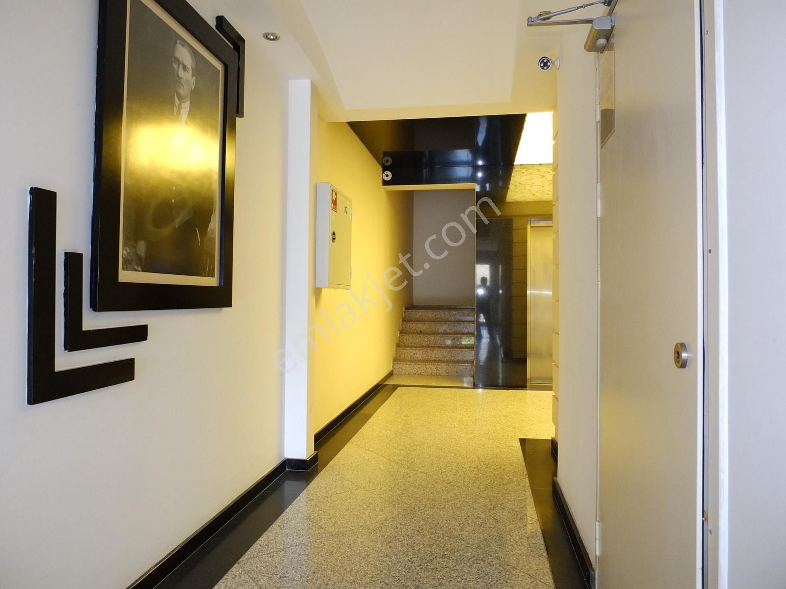 Osmangazi'de Site İçerisinde,park Manzaralı Ebeveyn Banyolu 3+1 - Görsel 25