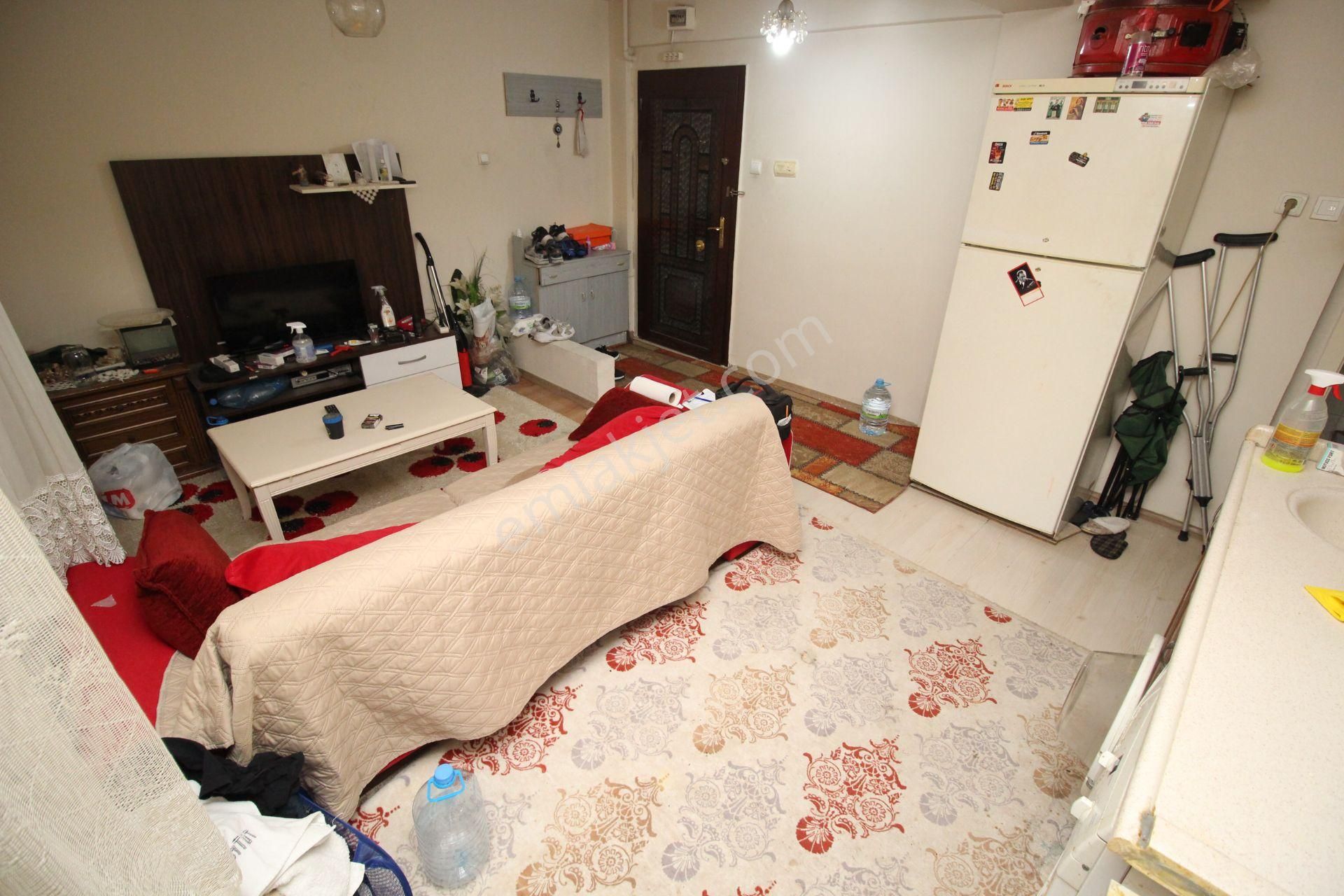 Emre Emlak'tan Kazım Karabekir'de Eşyalı Yatırımlık Satılık 2+1 Daire - Görsel 2