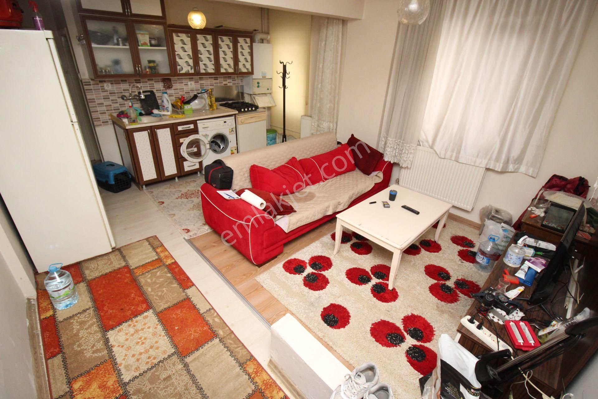 Emre Emlak'tan Kazım Karabekir'de Eşyalı Yatırımlık Satılık 2+1 Daire - Görsel 3