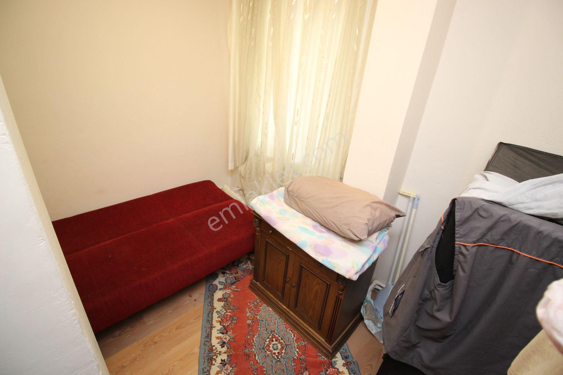 Emre Emlak'tan Kazım Karabekir'de Eşyalı Yatırımlık Satılık 2+1 Daire - Görsel 9