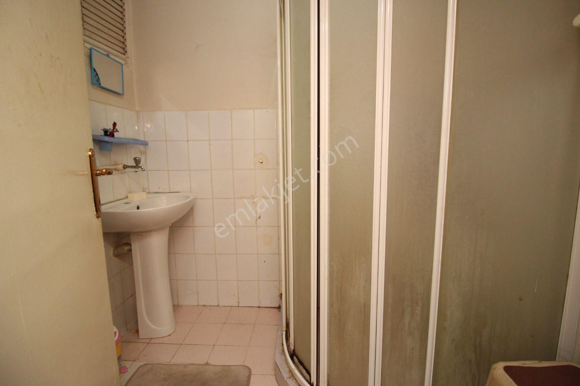 Emre Emlak'tan Kazım Karabekir'de Eşyalı Yatırımlık Satılık 2+1 Daire - Görsel 11