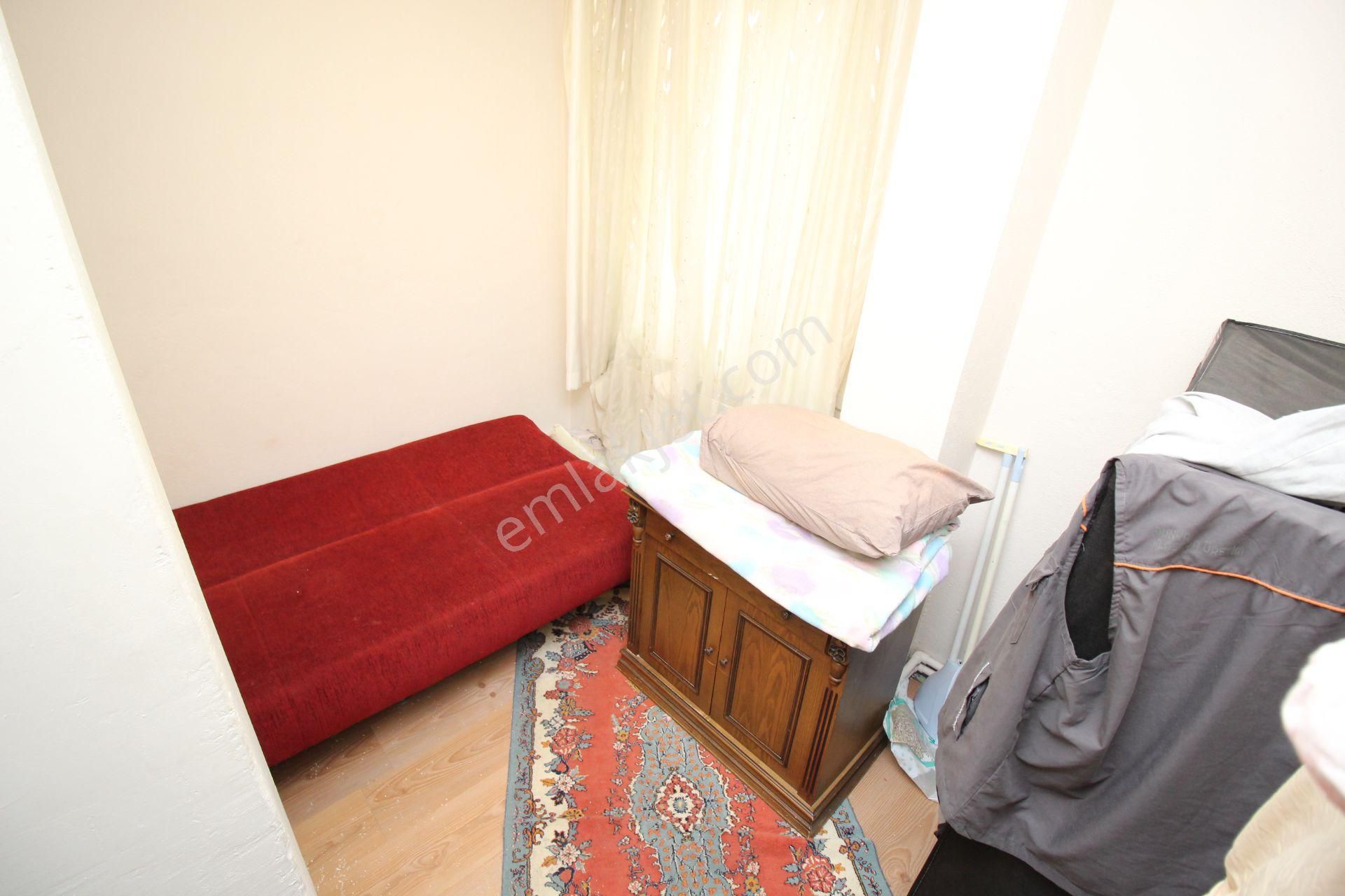 Emre Emlak'tan Kazım Karabekir'de Eşyalı Yatırımlık Satılık 2+1 Daire - Görsel 8