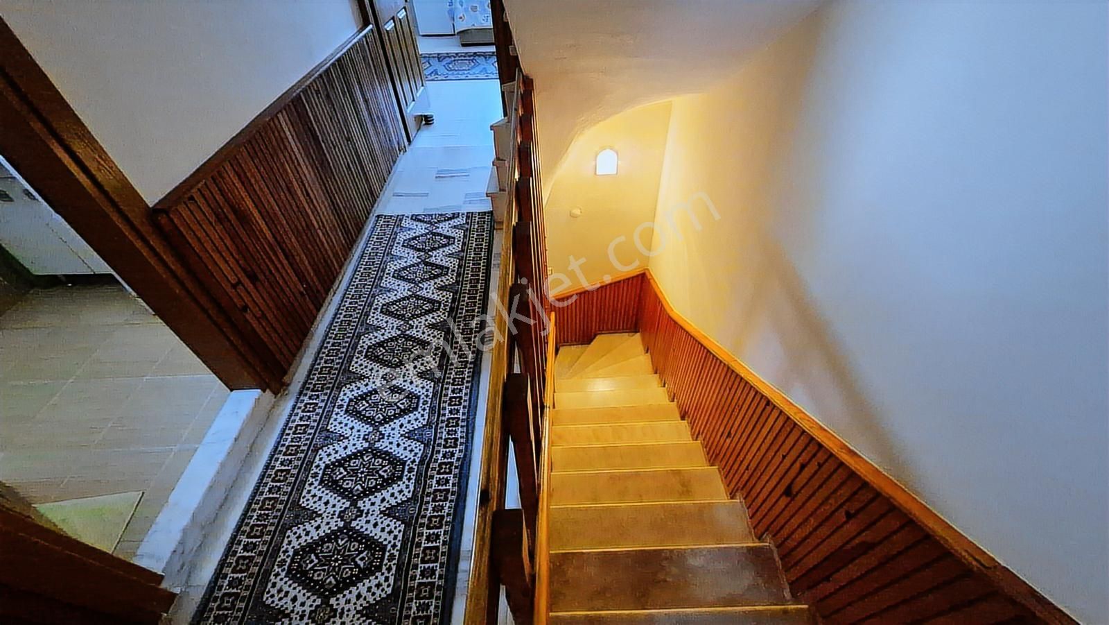 Gümüldür Atatürk Mah. Bahçeli Teraslı 5+1 Tripleks Villa - Görsel 32