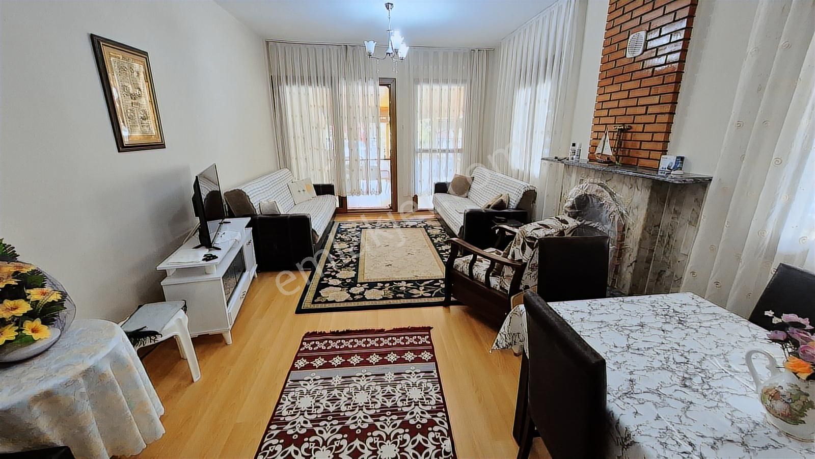 Gümüldür Atatürk Mah. Bahçeli Teraslı 5+1 Tripleks Villa - Görsel 14