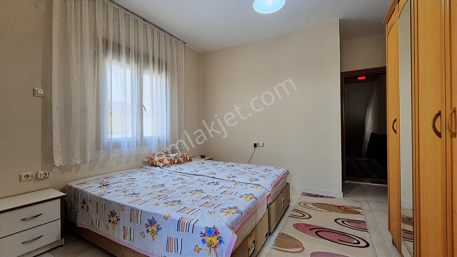 Gümüldür Atatürk Mah. Bahçeli Teraslı 5+1 Tripleks Villa - Görsel 15