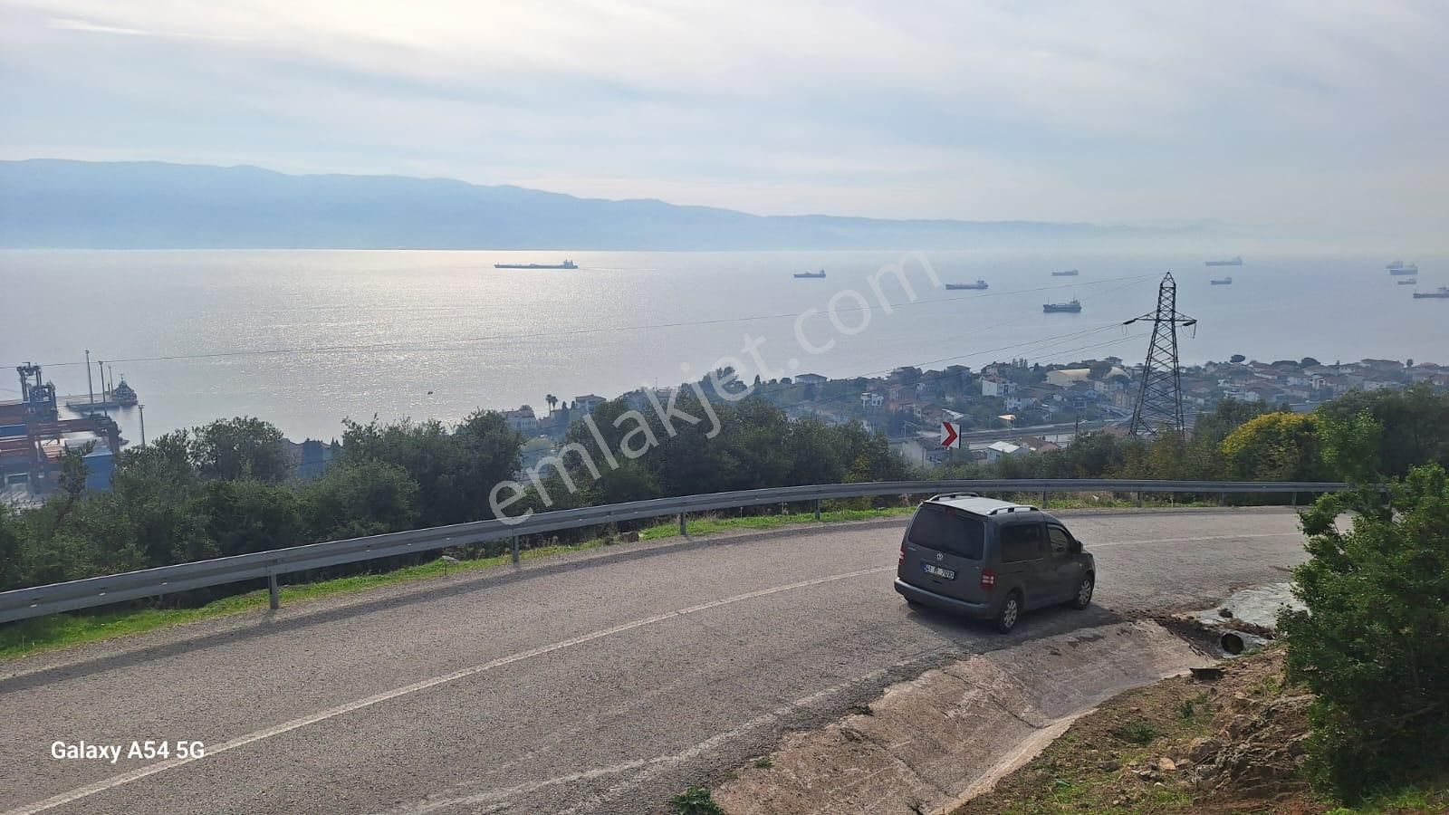 Deniz Ve Köprü Manzaralı, Önü Kapanmaz Konum Harikası Satılık Arsa