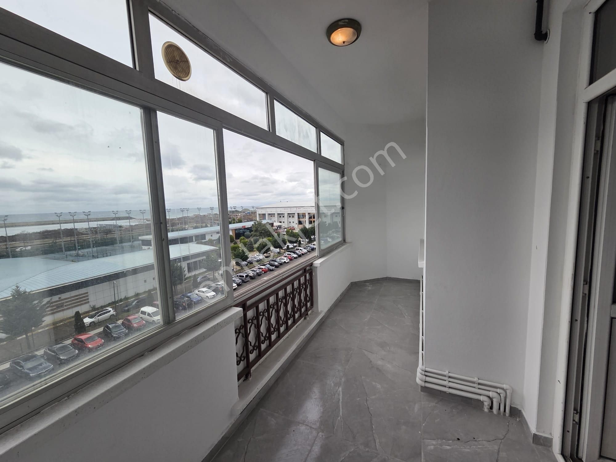 2 Nolu Beşirli'de Ana Cadde Üzeri Deniz Manzaralı Kiralık Daire - Görsel 24