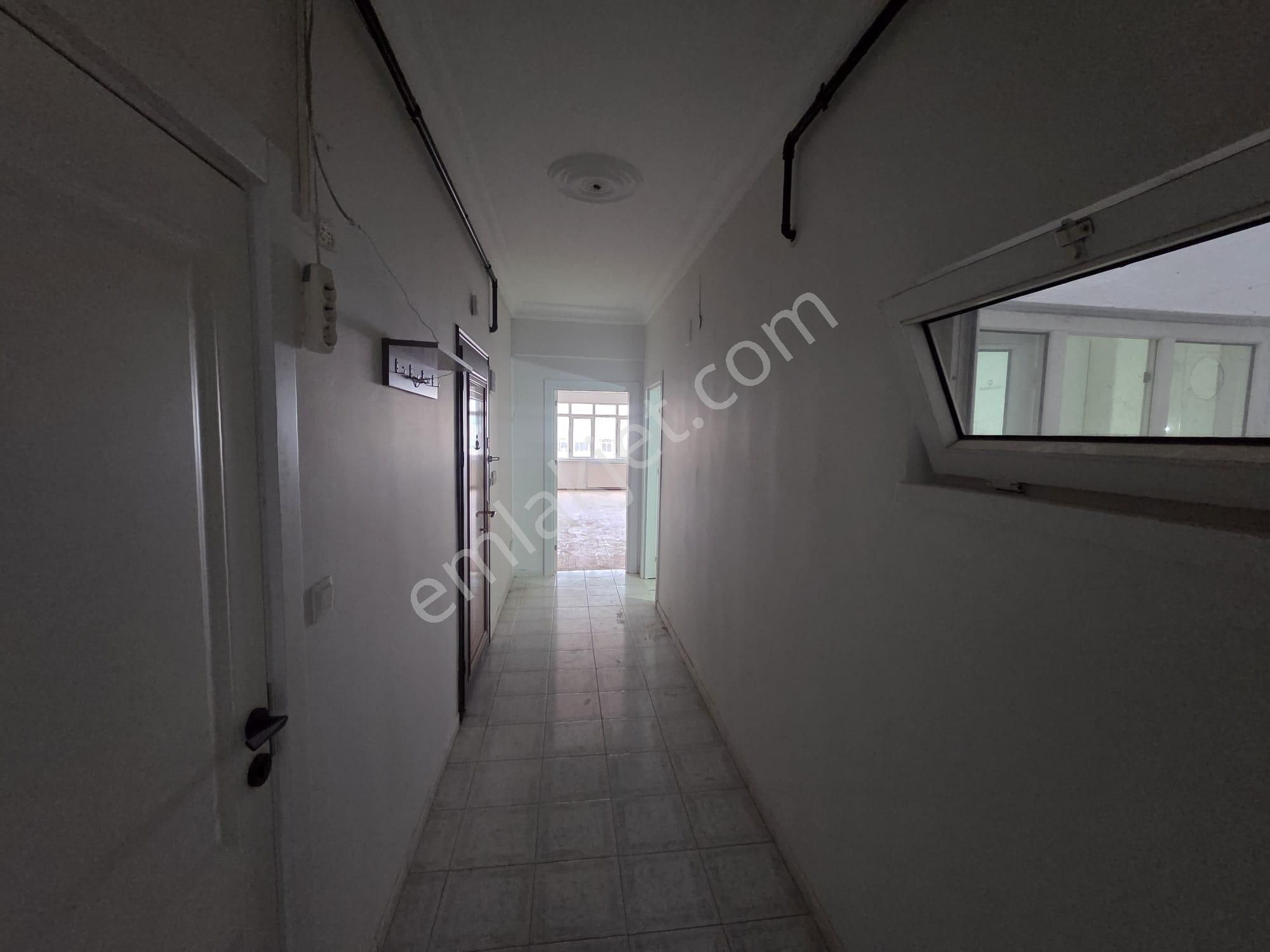 2 Nolu Beşirli'de Ana Cadde Üzeri Deniz Manzaralı Kiralık Daire - Görsel 27