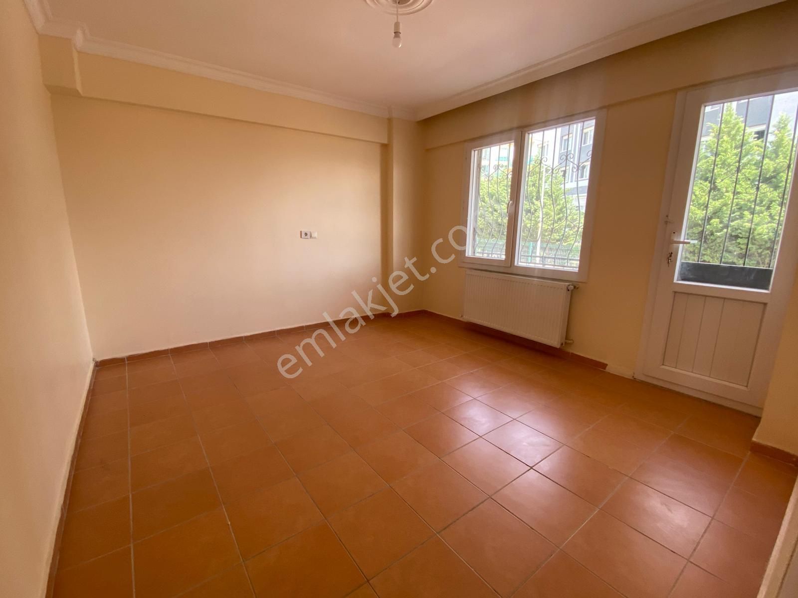 Menemen'de Çevre Yoluna Yakın Doğalgazlı Kiralık 3+1 Daire - Görsel 32