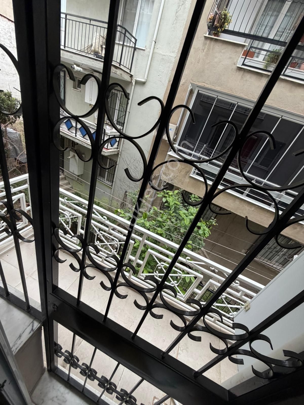 Buca Fırat Mah. 2+1 95 M2 Kapalı Mutfak Doğalgazlı Kiralık Daire - Görsel 10