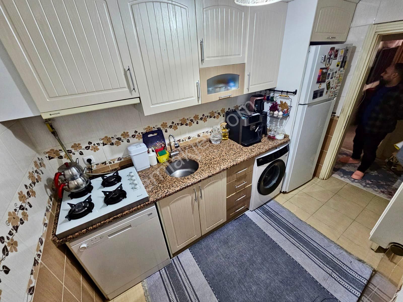 Zafer Yapıdan Satılık Yüksekgirişkat 2+1 85m2 10yaş Krediye Uygun İstanbul Sultangazi İsmetpaşa Mhde - Görsel 4