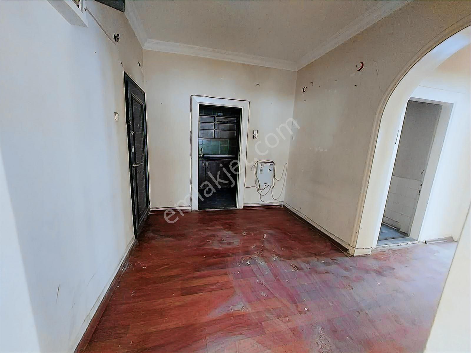 Konak'ta Cadde Üzeri Satılık Tabela Değeri Yüksek 3+1 Daire - Görsel 12