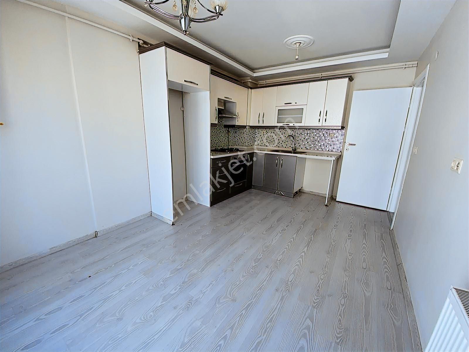 Turyap'tan Bornova Merkezde Satılık Boş Ara Kat 2+1 Daire - Görsel 21