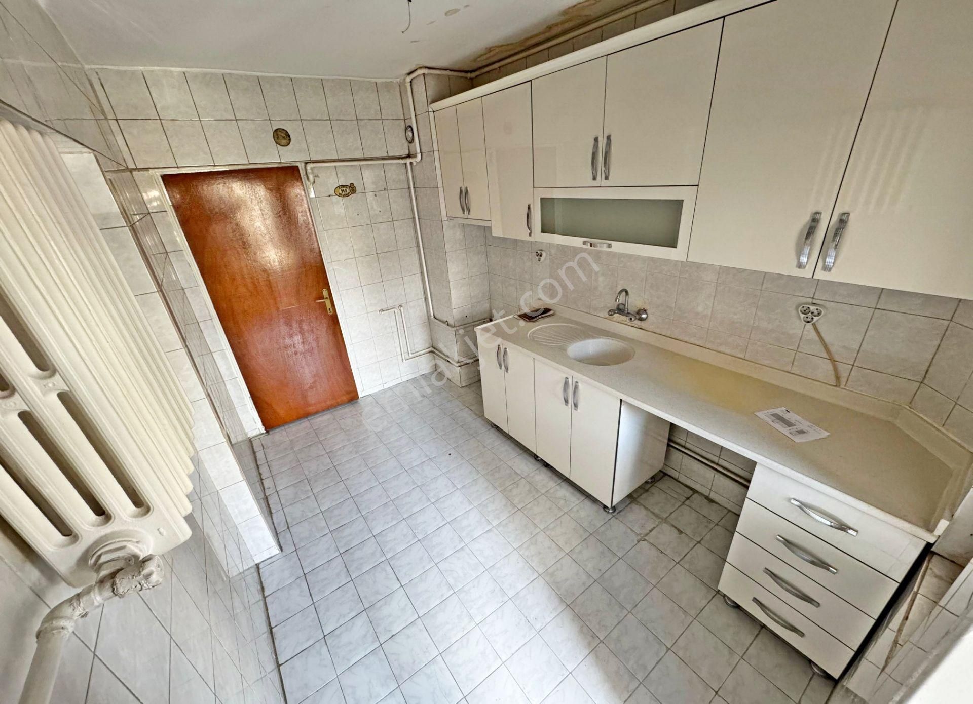 Gold Emlaktan Etlik Lisesi Yakını Site İçerisinde Asansörlü Uygun Fiyata Satılık 3+1 Daire - Görsel 23