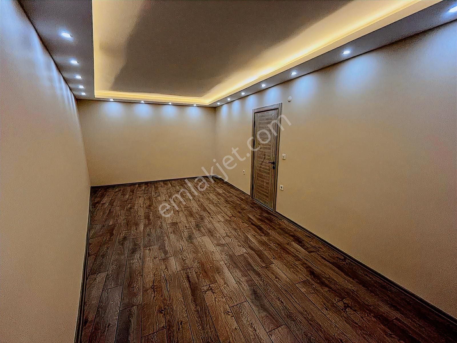 İzmir Çiğili De Sıfr 5+1 Satılık Daire - Görsel 3