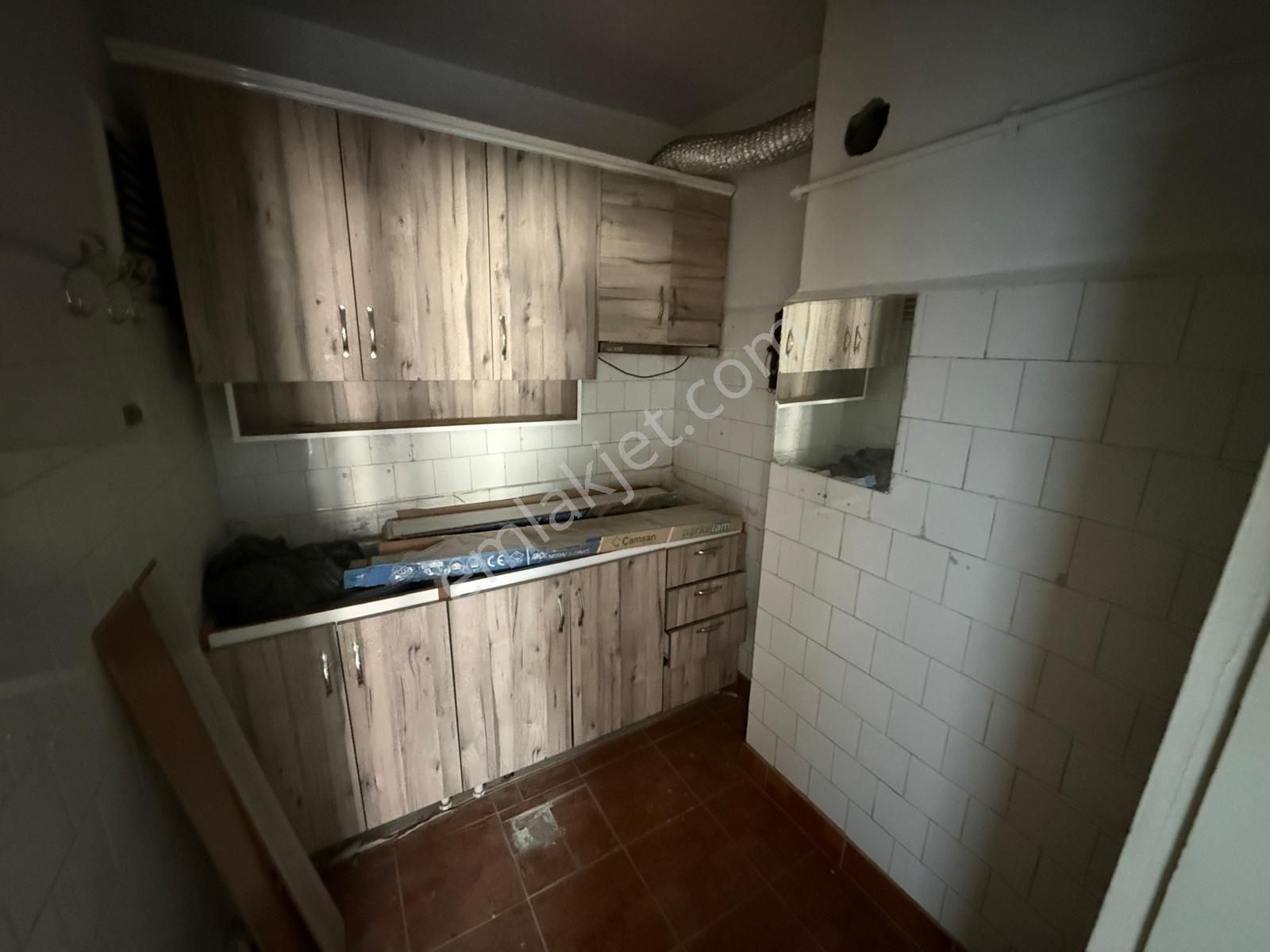 Sincan Çarşı Merkez Ankara Cd. Katta 1+1 Geniş Ofis - Görsel 11