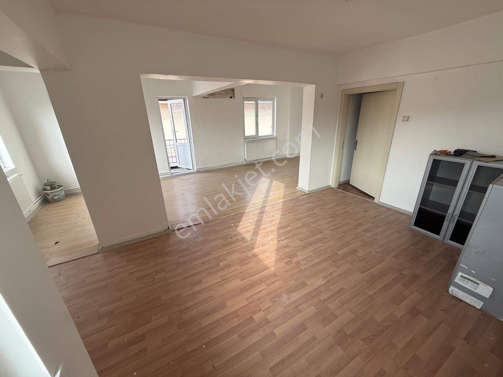 Sincan Çarşı Merkez Ankara Cd. Katta 1+1 Geniş Ofis - Görsel 14