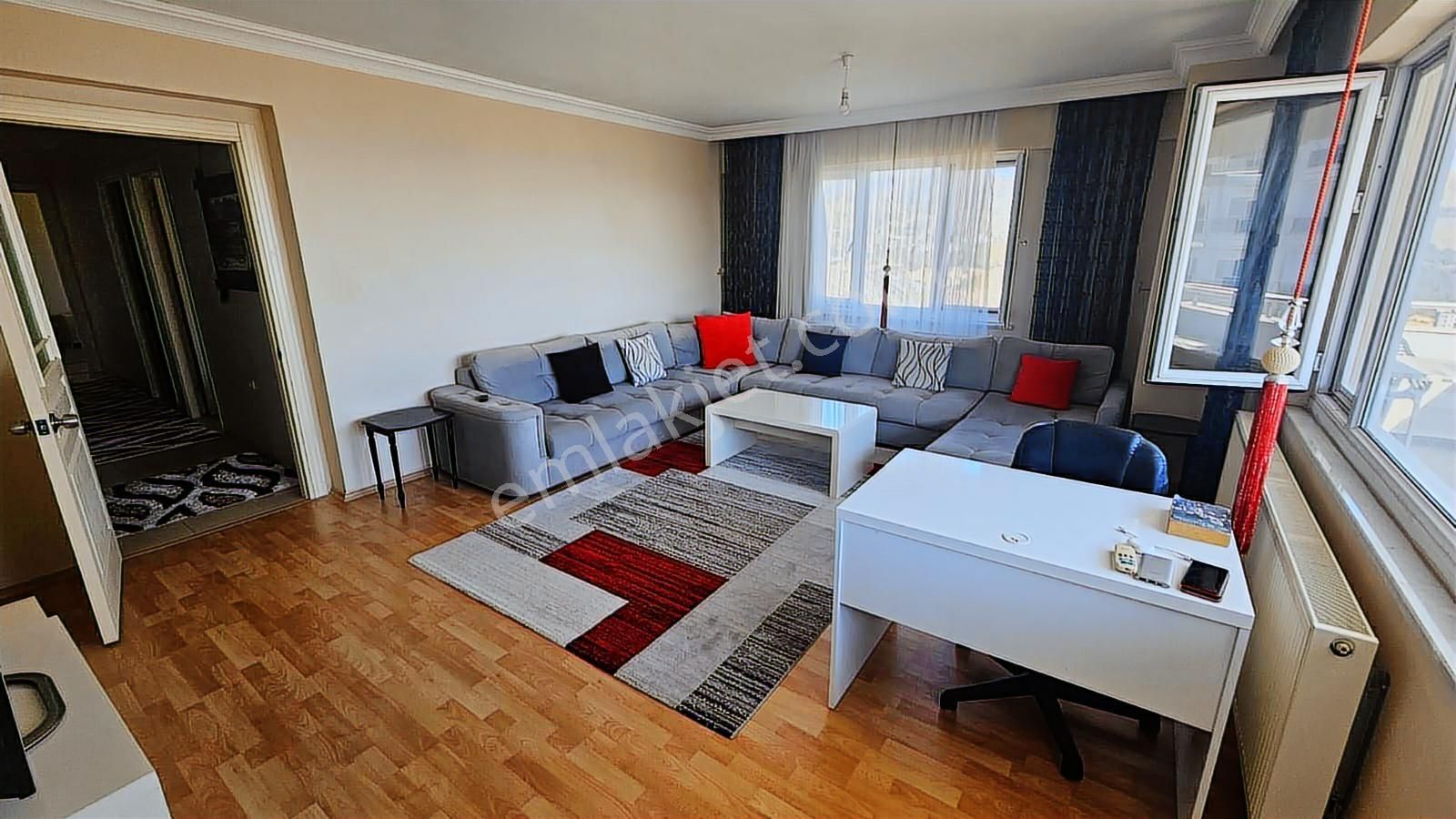 Körfez Mahallesinde Deniz Manzaralı Geniş Köşe Satılık 3+1 Daire - Görsel 6