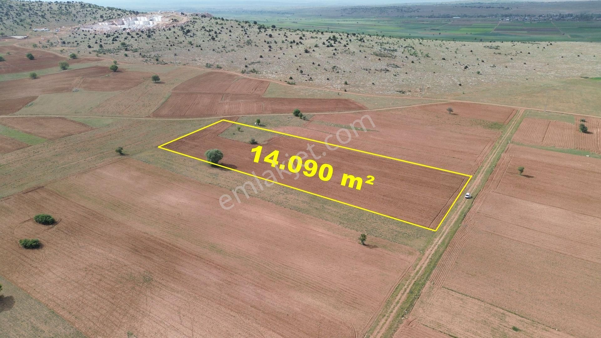 Konya / Akören / Hacılar Mahallesinde 14.090 M² Müstakil Tapulu Tarla - Görsel 8